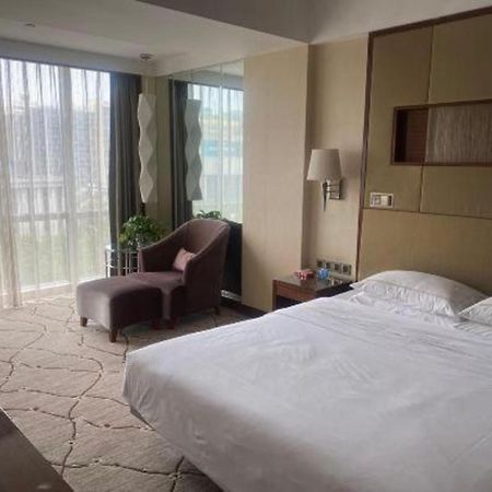 Jinan Silver Plaza Quancheng Hotel Buitenkant foto