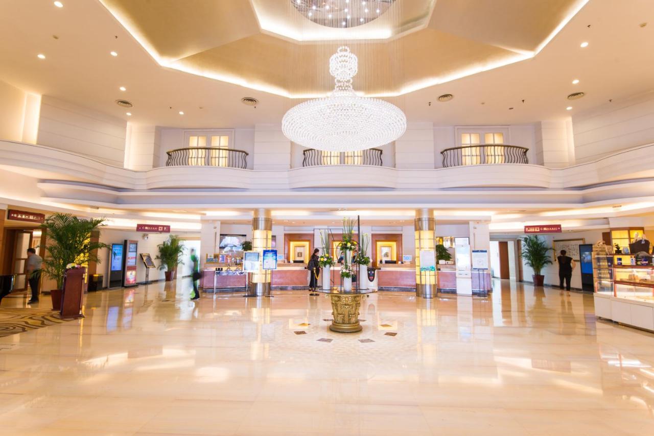 Jinan Silver Plaza Quancheng Hotel Buitenkant foto