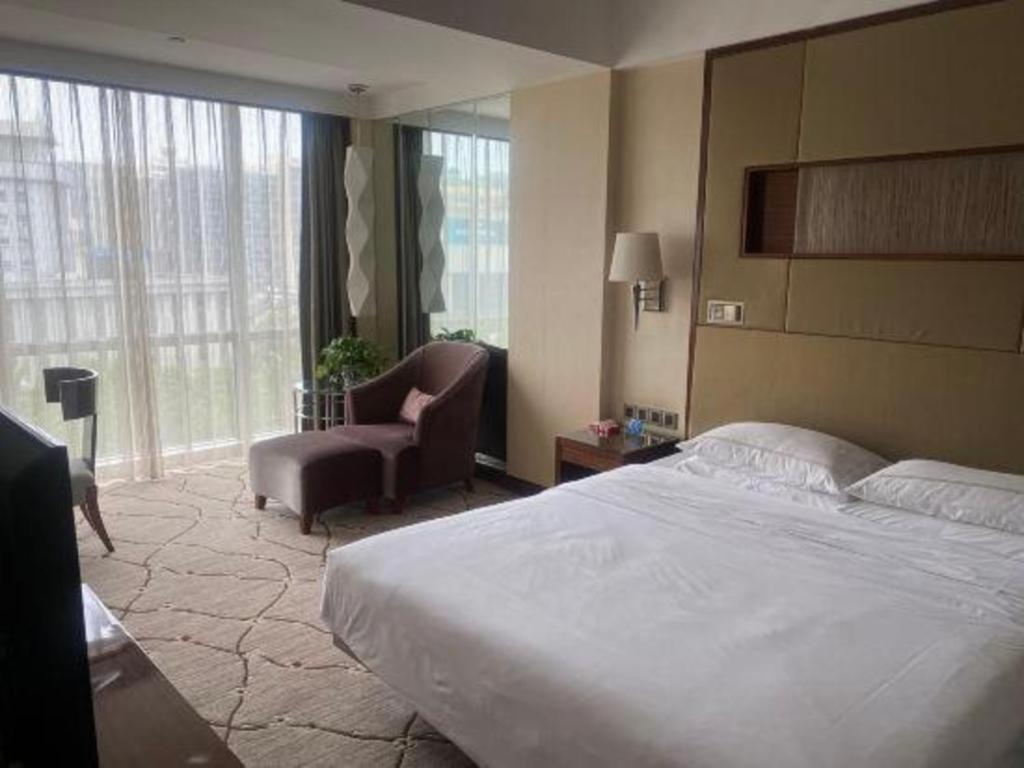 Jinan Silver Plaza Quancheng Hotel Buitenkant foto